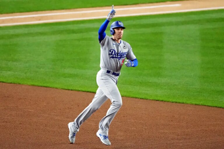 Dodgers’ Freddie Freeman Provides Major Update on Rib Injury After First Games Back