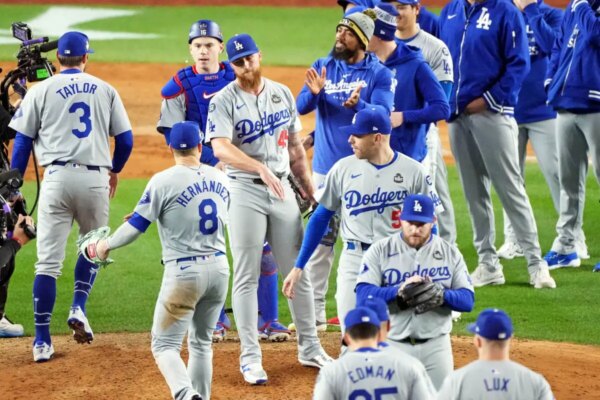 Another Dodgers Player Had Stomach Illness in Addition to Mookie Betts, Kiké Hernandez