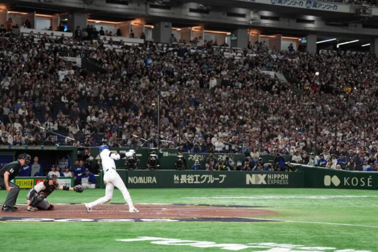 Dodgers’ Dave Roberts on Shohei Ohtani: He ‘Just Seems Like a Superhero’