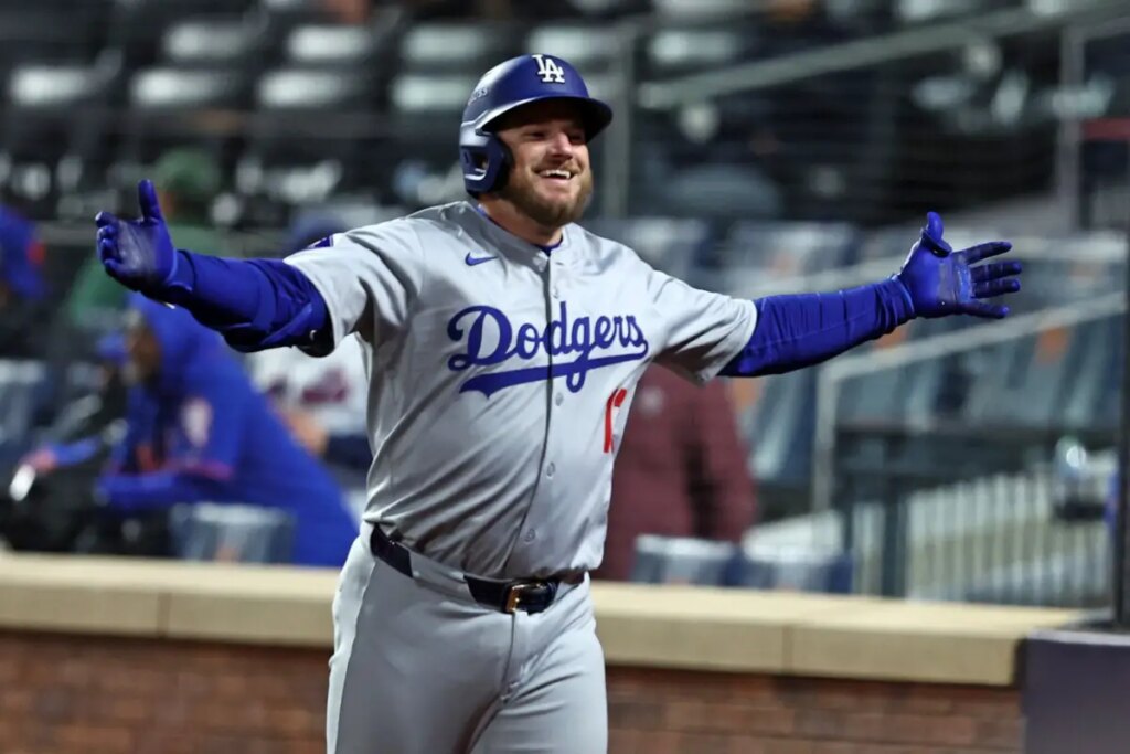 Max Muncy Says Everyone Plays Better When They're Facing the Dodgers