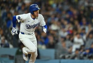 Dodgers' Freddie Freeman Reveals How He Re-Injured Ankle, Provides Huge Update on Health