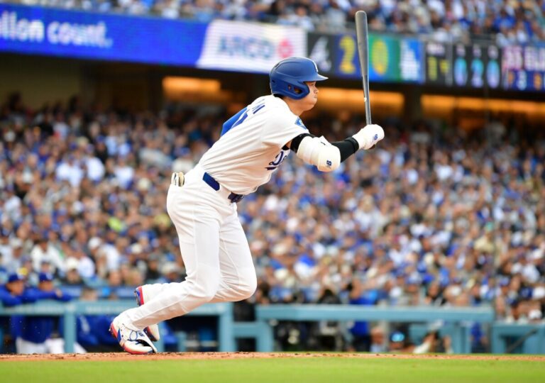 Dodgers’ Shohei Ohtani Reveals Thoughts on Torpedo Bat, Whether or Not He’d Switch