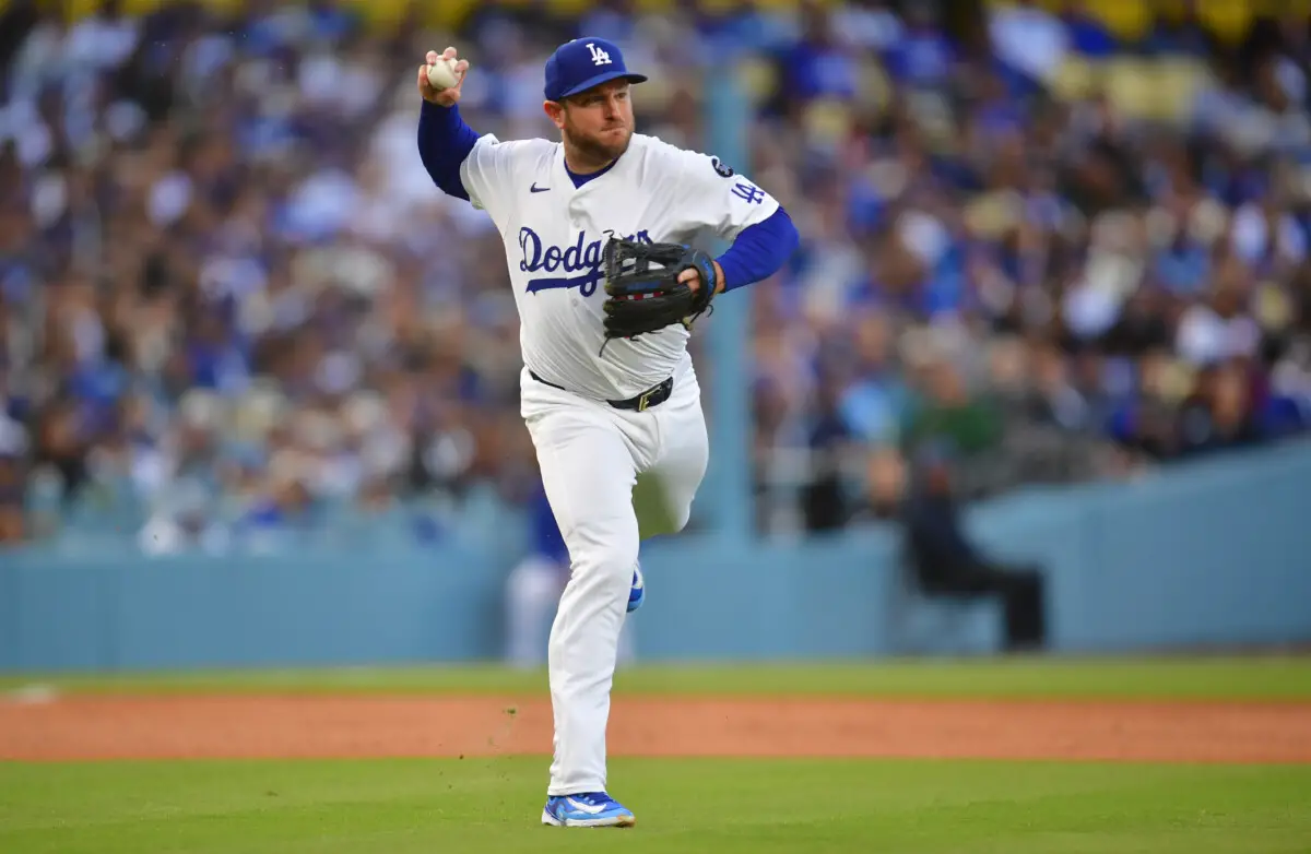 Dodgers Lineup vs Phillies: Max Muncy Out, Kiké Hernandez at First Base