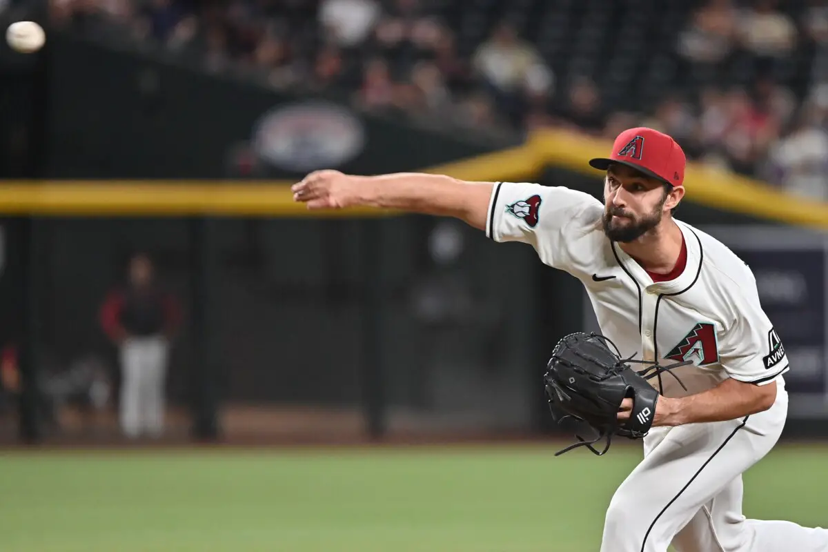 Dodgers Announce Massive Roster Move, Acquiring 2 Pitchers And Placing 2 More on 60-Day IL